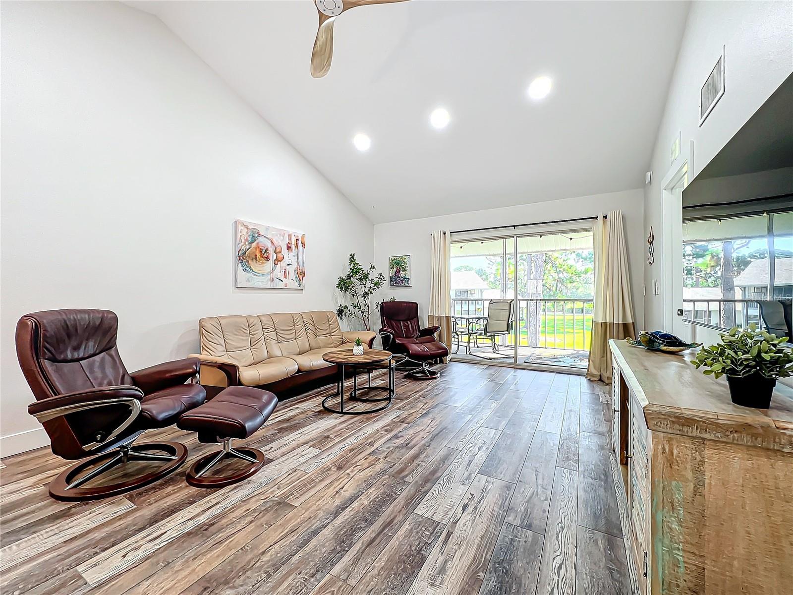 1407 PINE LAKE DR #7 — photo 30