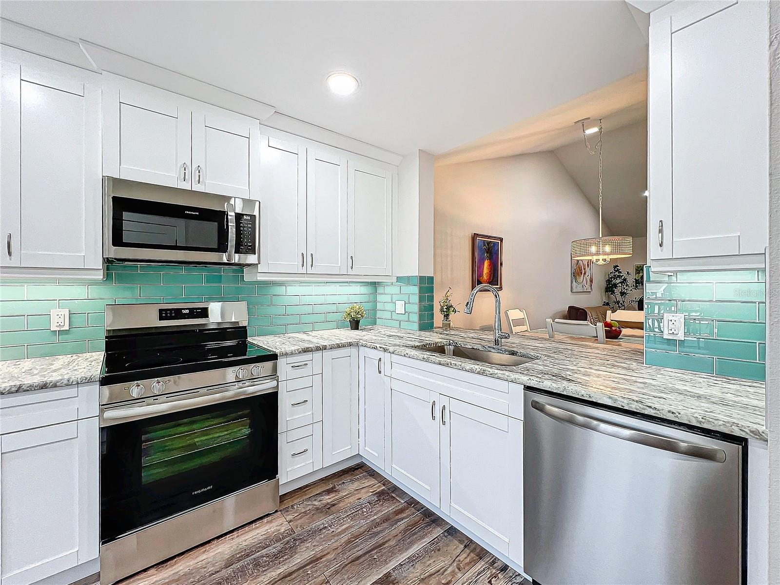 1407 PINE LAKE DR #7 — photo 17