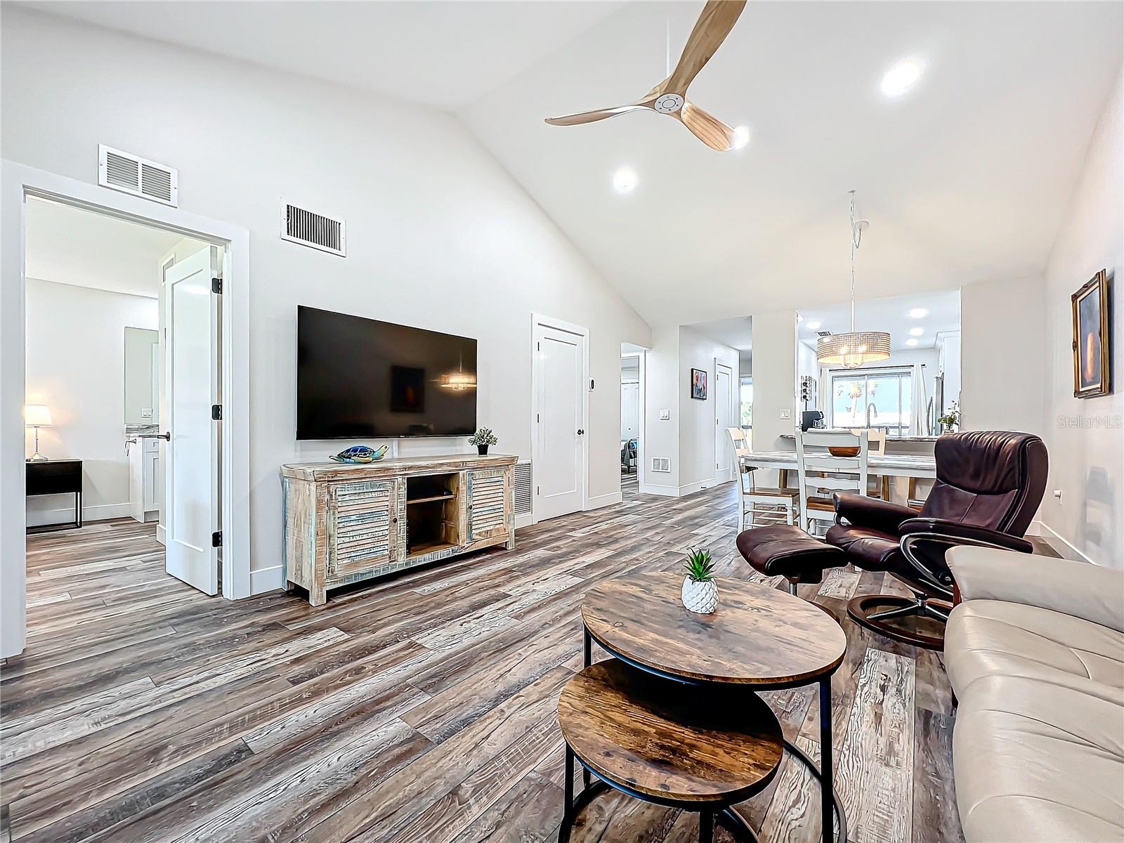 1407 PINE LAKE DR #7 — photo 34
