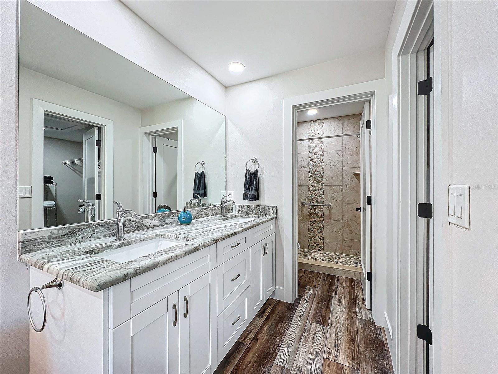 1407 PINE LAKE DR #7 — photo 43