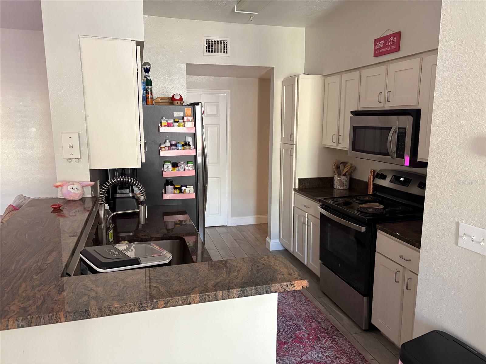 Home in TAMPA — photo 5