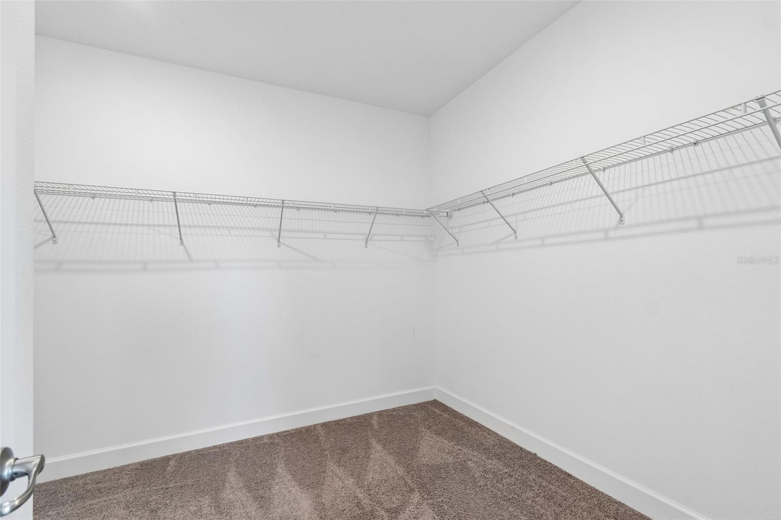 747 CAJEPUT LOOP — photo 45