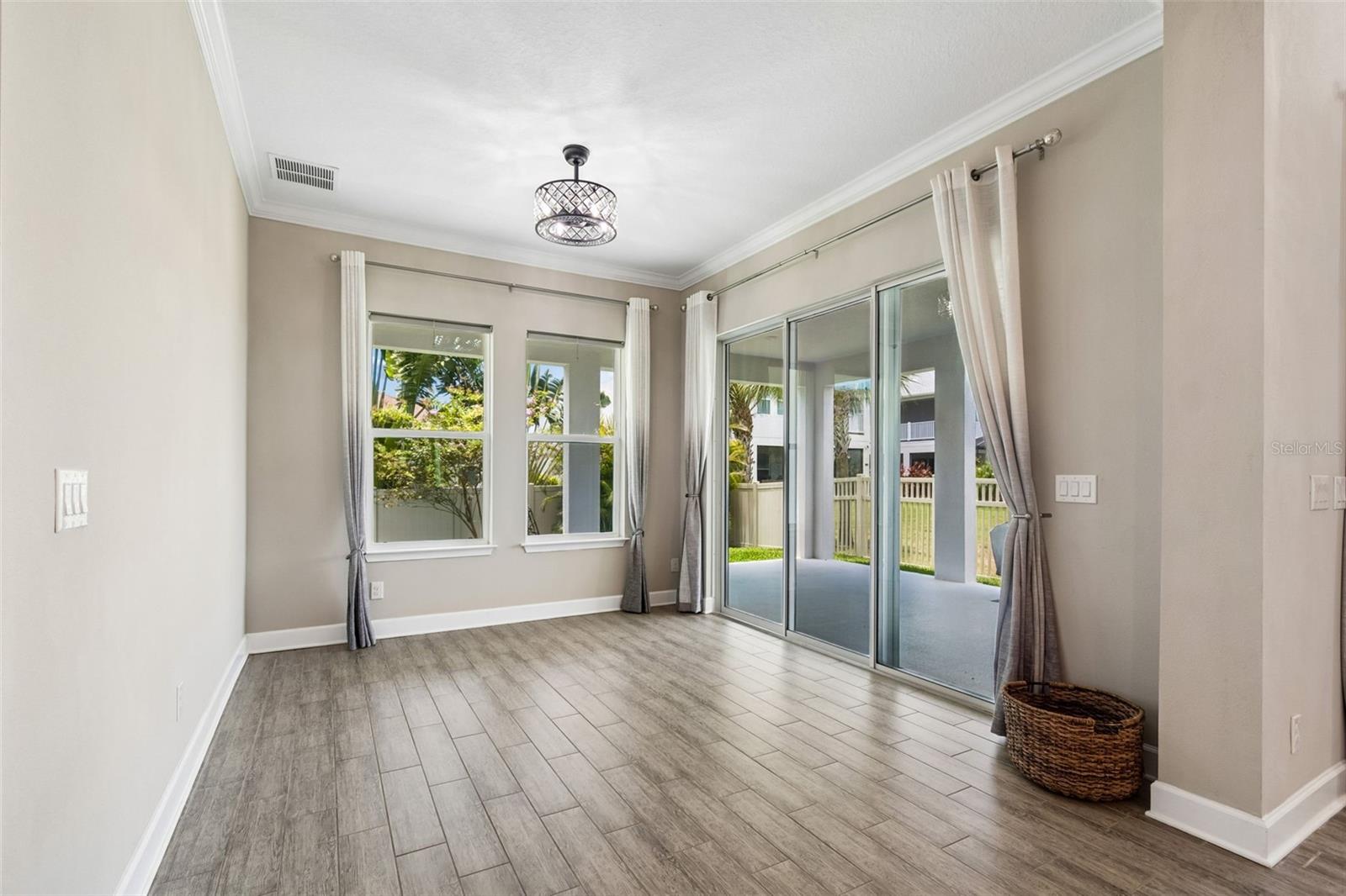 747 CAJEPUT LOOP — photo 20