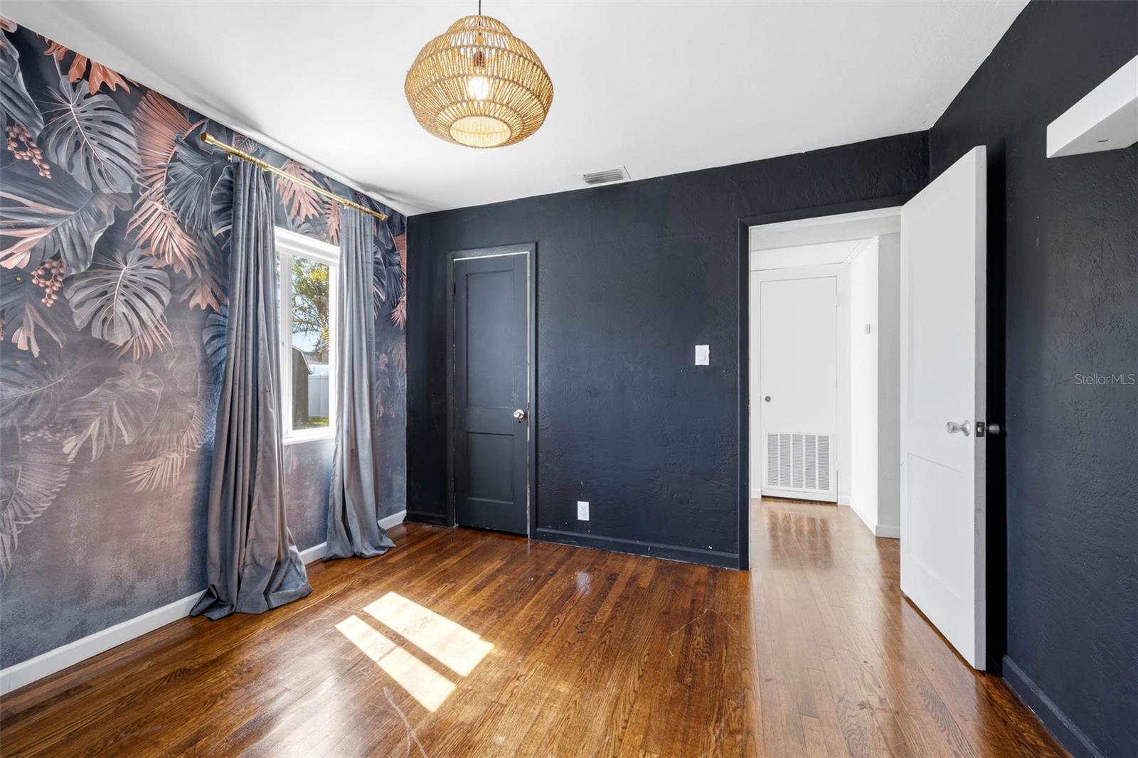 5931 MANGROVE ST N — photo 18