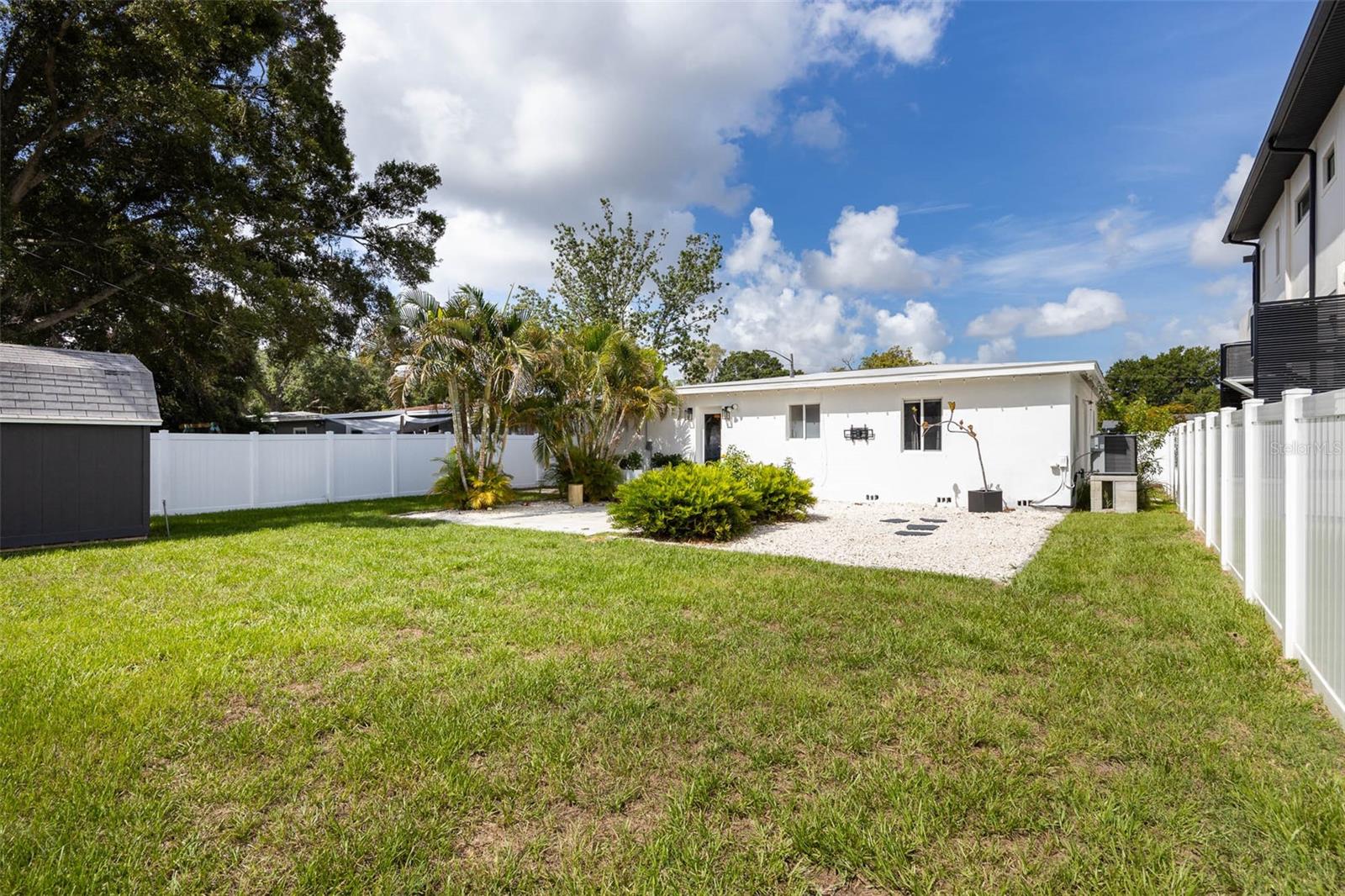 5931 MANGROVE ST N — photo 22