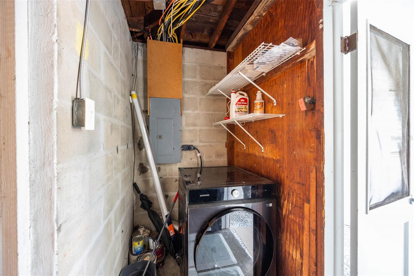 5931 MANGROVE ST N — photo 30