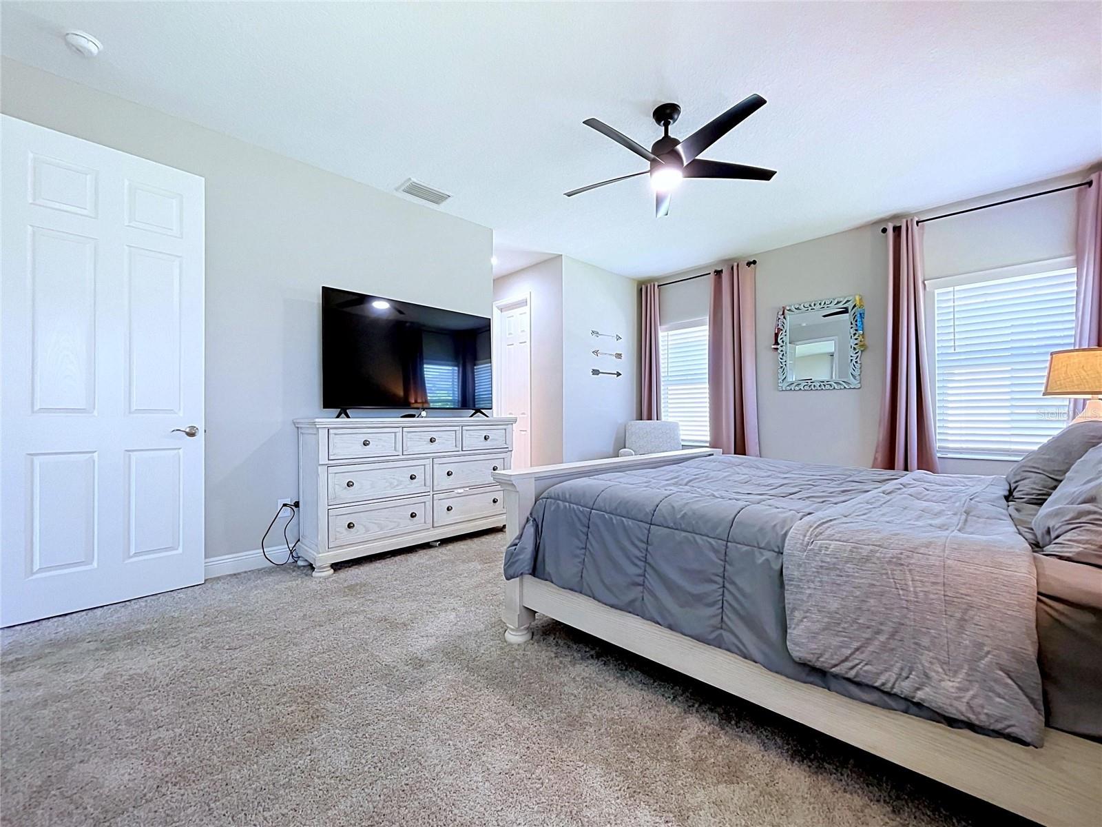 6290 ROADSTEAD CT — photo 42