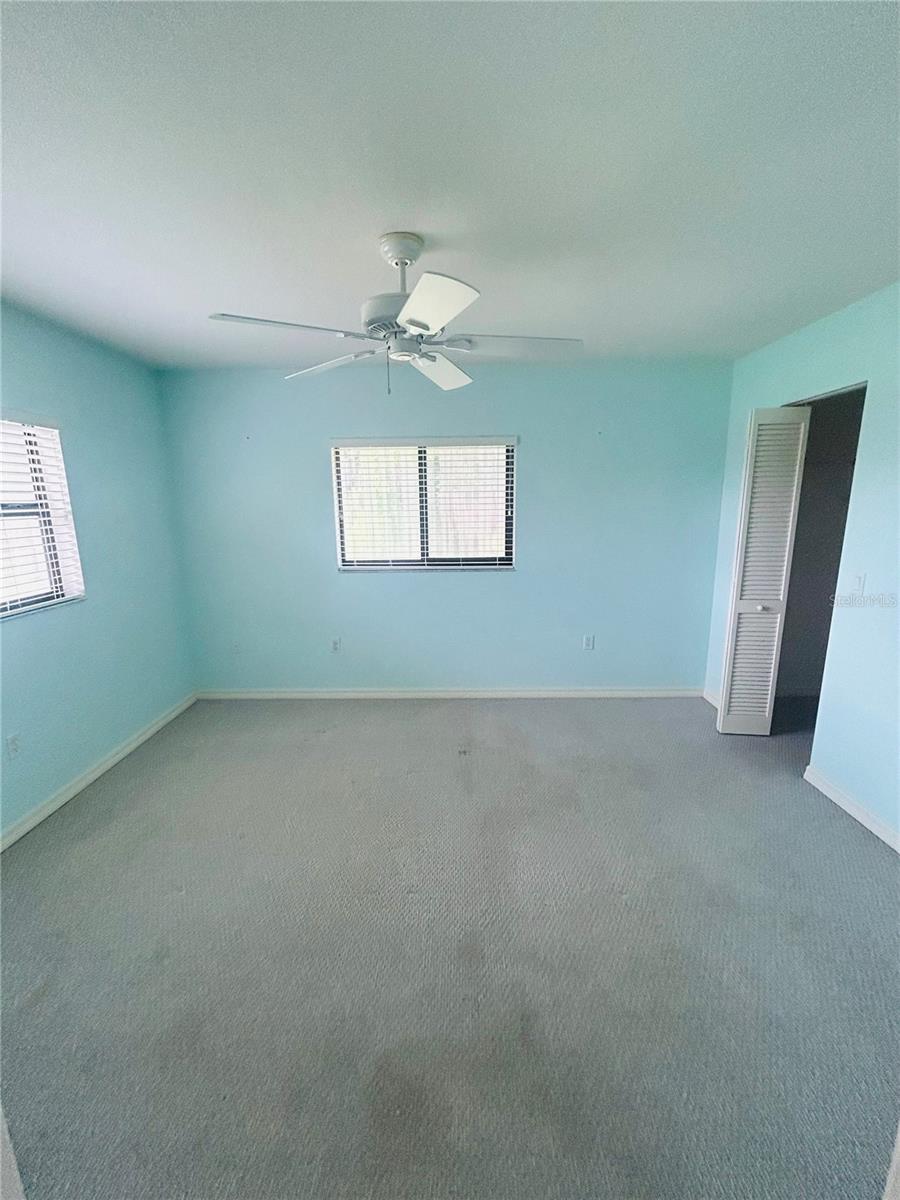 304 PINE GLEN CT — photo 24