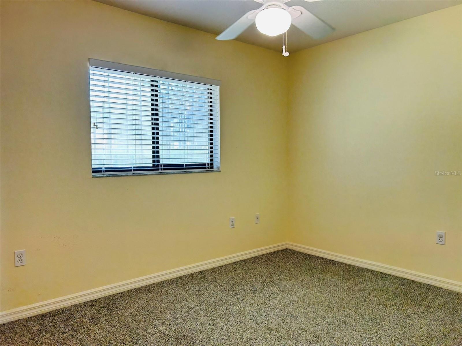 304 PINE GLEN CT — photo 22