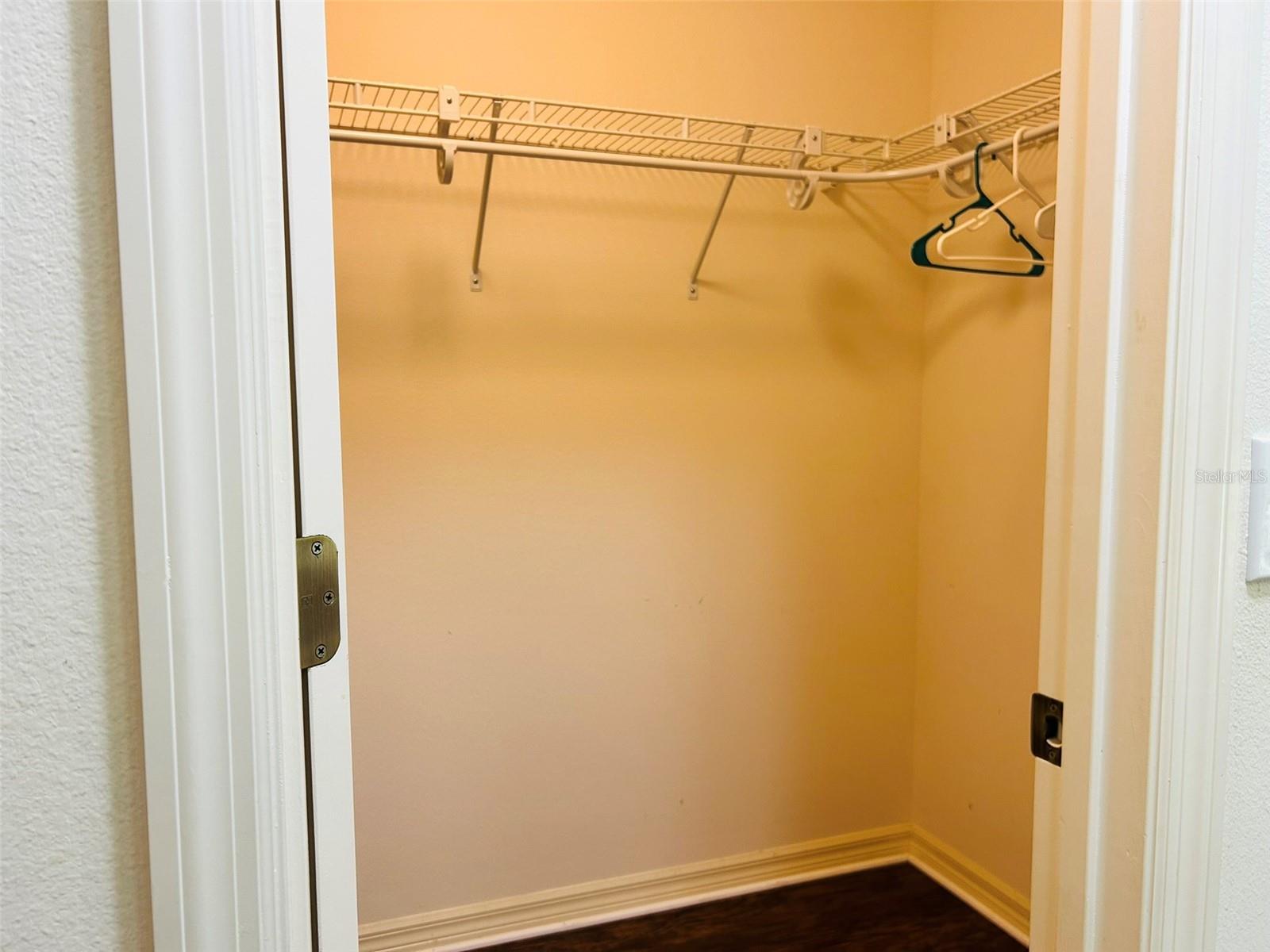 304 PINE GLEN CT — photo 5