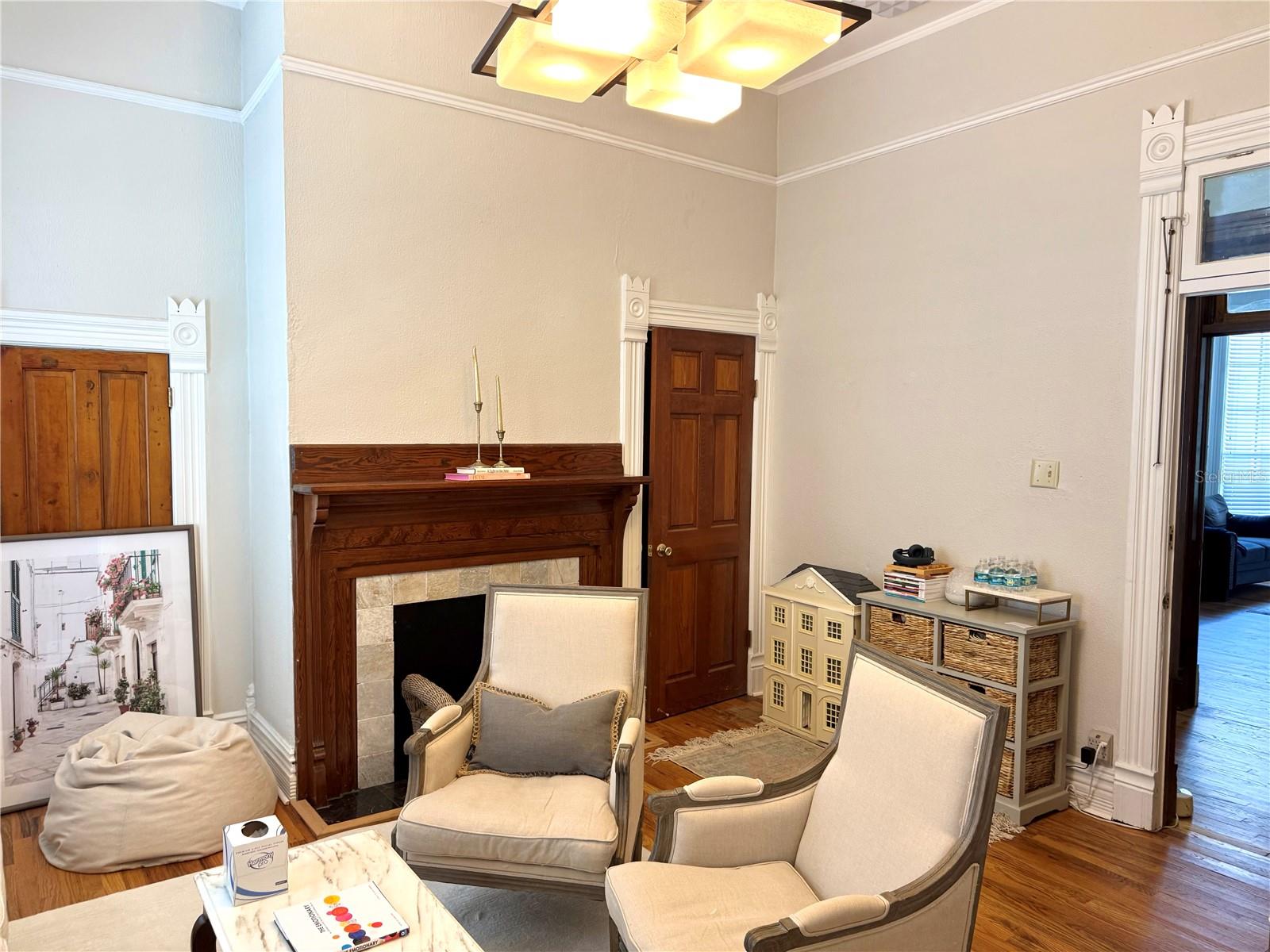 311 S BREVARD AVE — photo 12