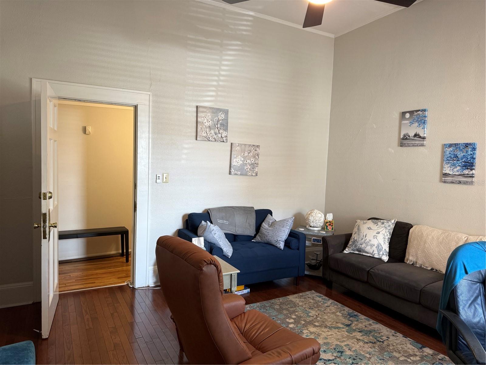 311 S BREVARD AVE — photo 16