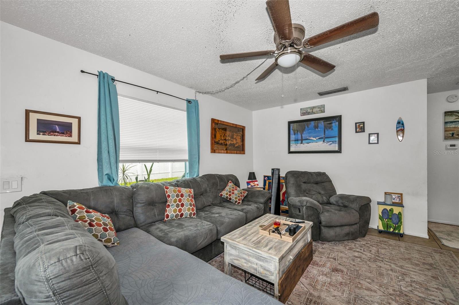 906/908 LAKE PALMS DR — photo 17