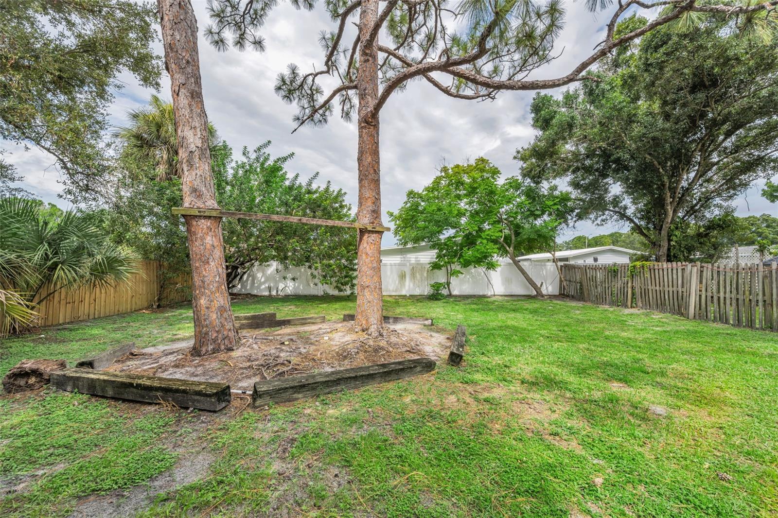 906/908 LAKE PALMS DR — photo 30
