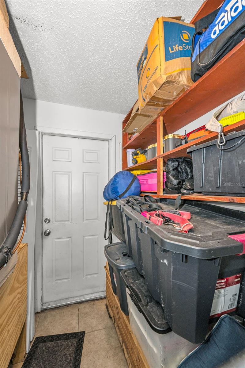 906/908 LAKE PALMS DR — photo 22
