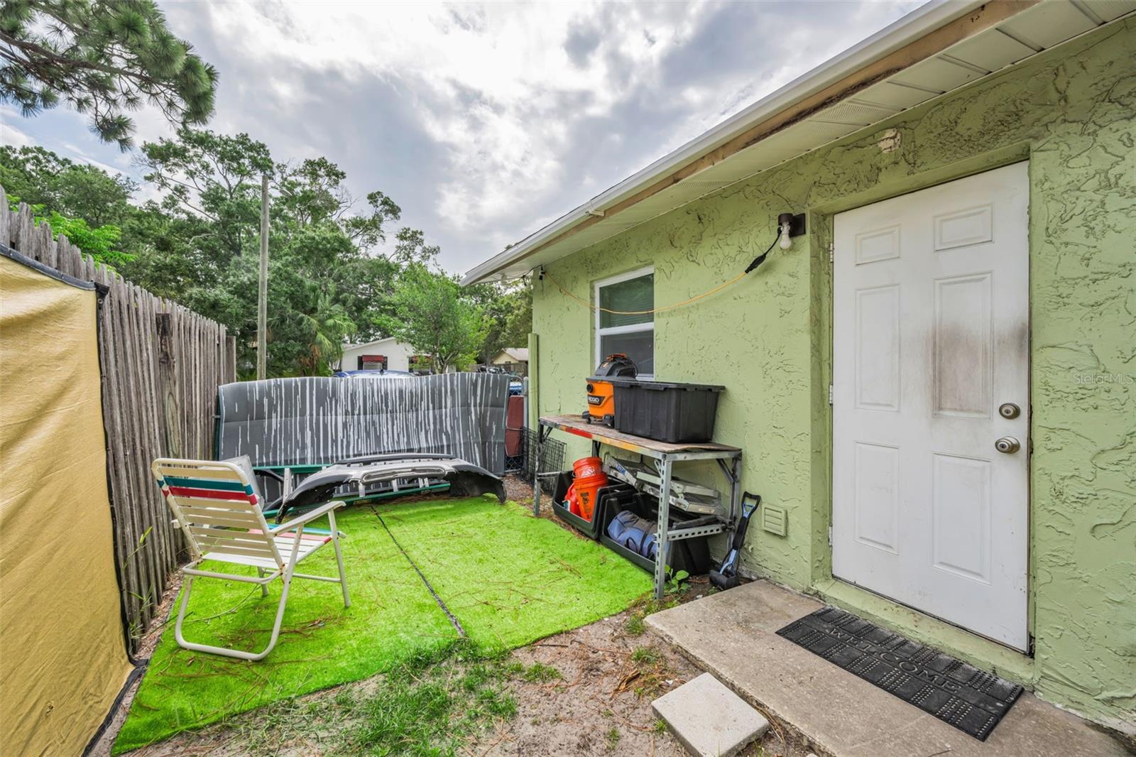 906/908 LAKE PALMS DR — photo 35