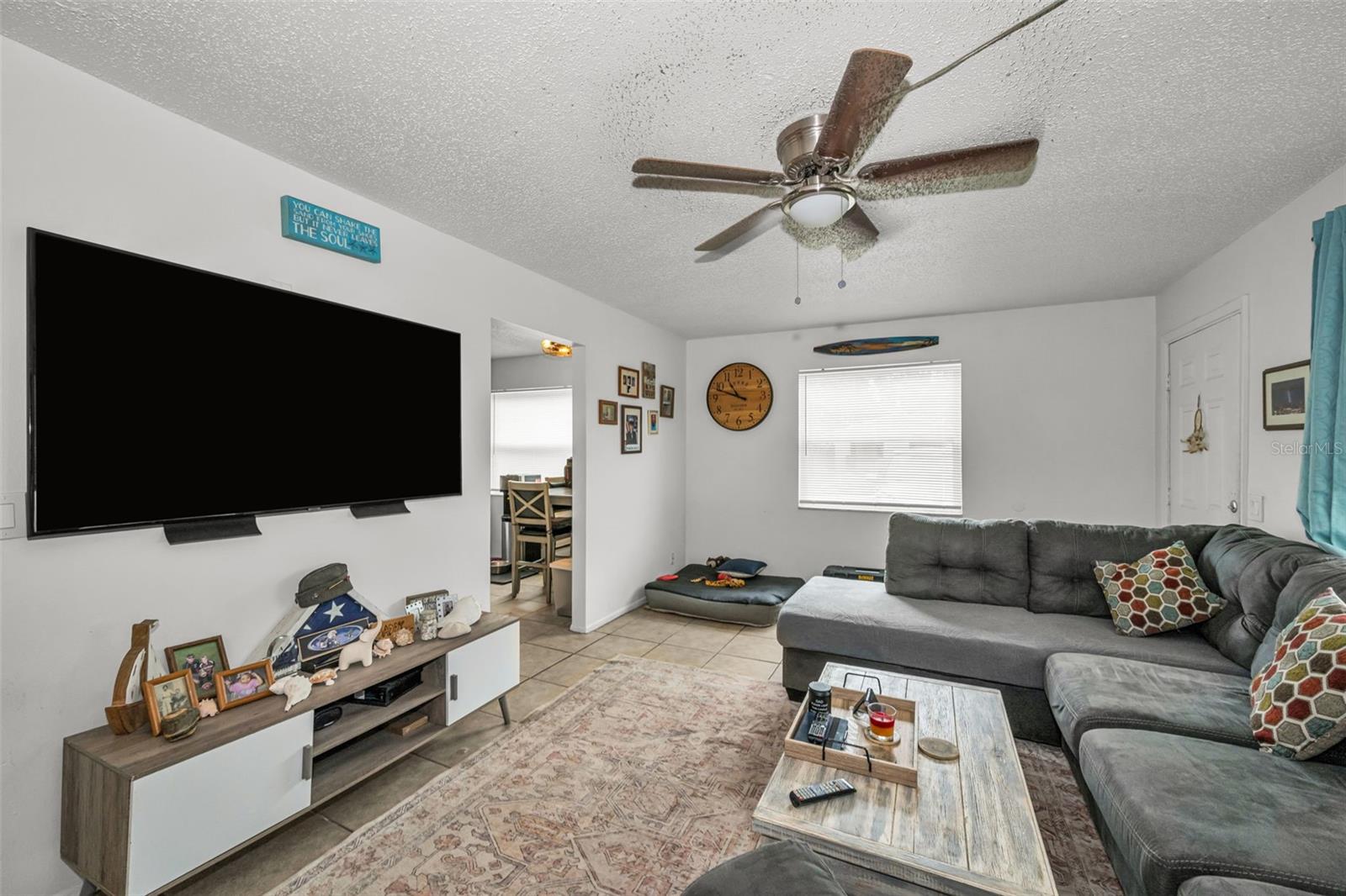 906/908 LAKE PALMS DR — photo 19