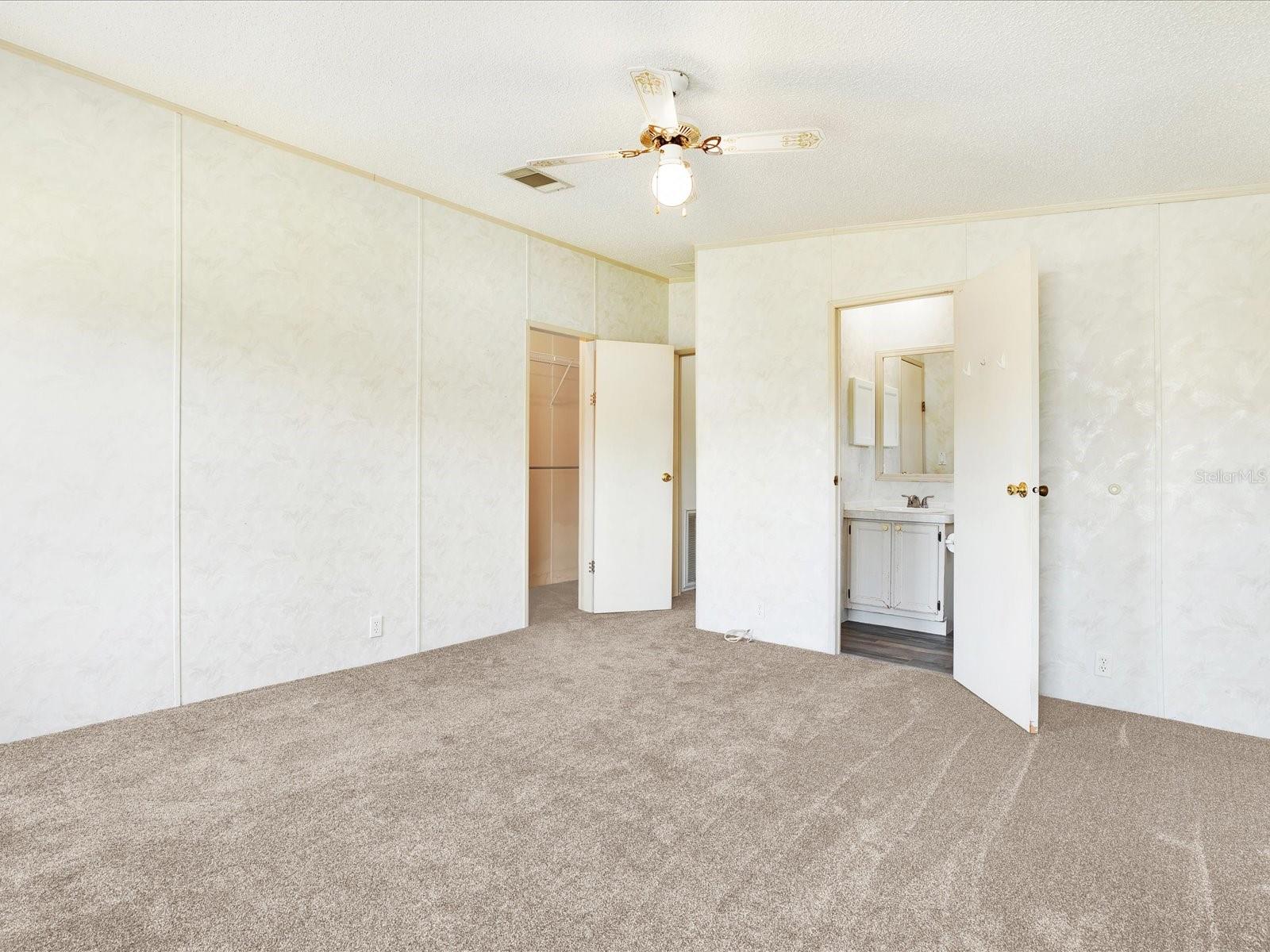 7606 DETROIT AVE — photo 10