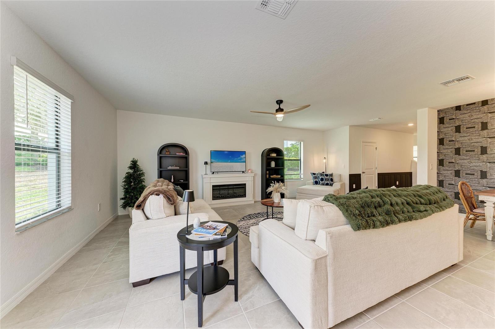 9175 TEQUILA SUNRISE DR — photo 11