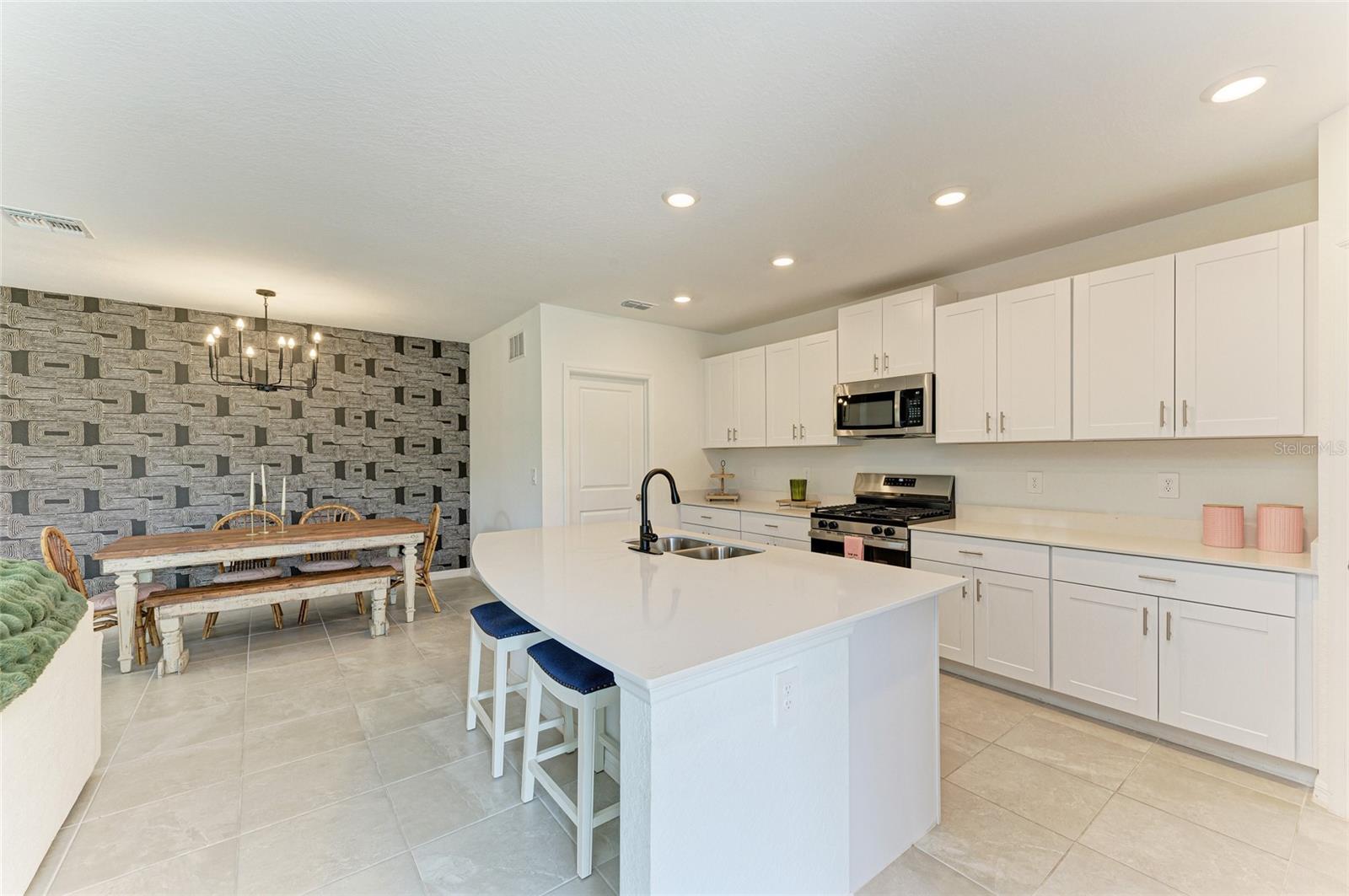 9175 TEQUILA SUNRISE DR — photo 22