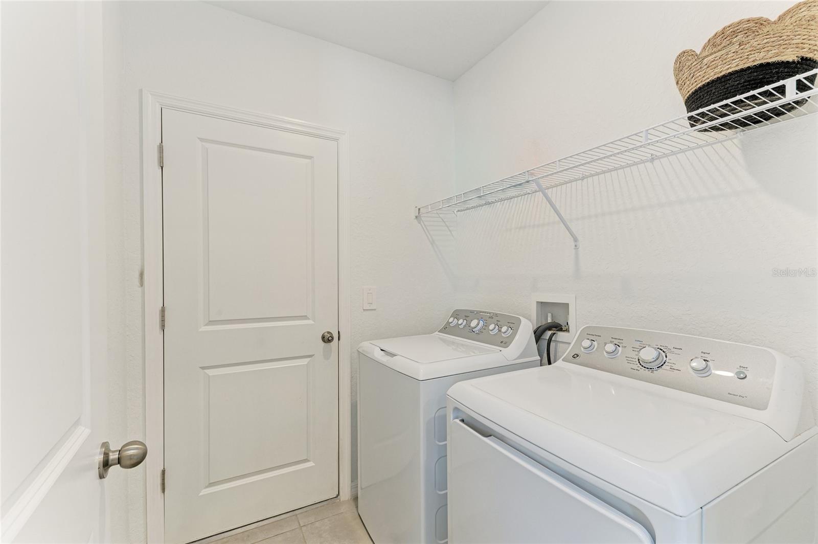 9175 TEQUILA SUNRISE DR — photo 24