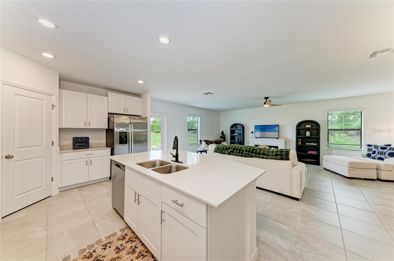 9175 TEQUILA SUNRISE DR — photo 15