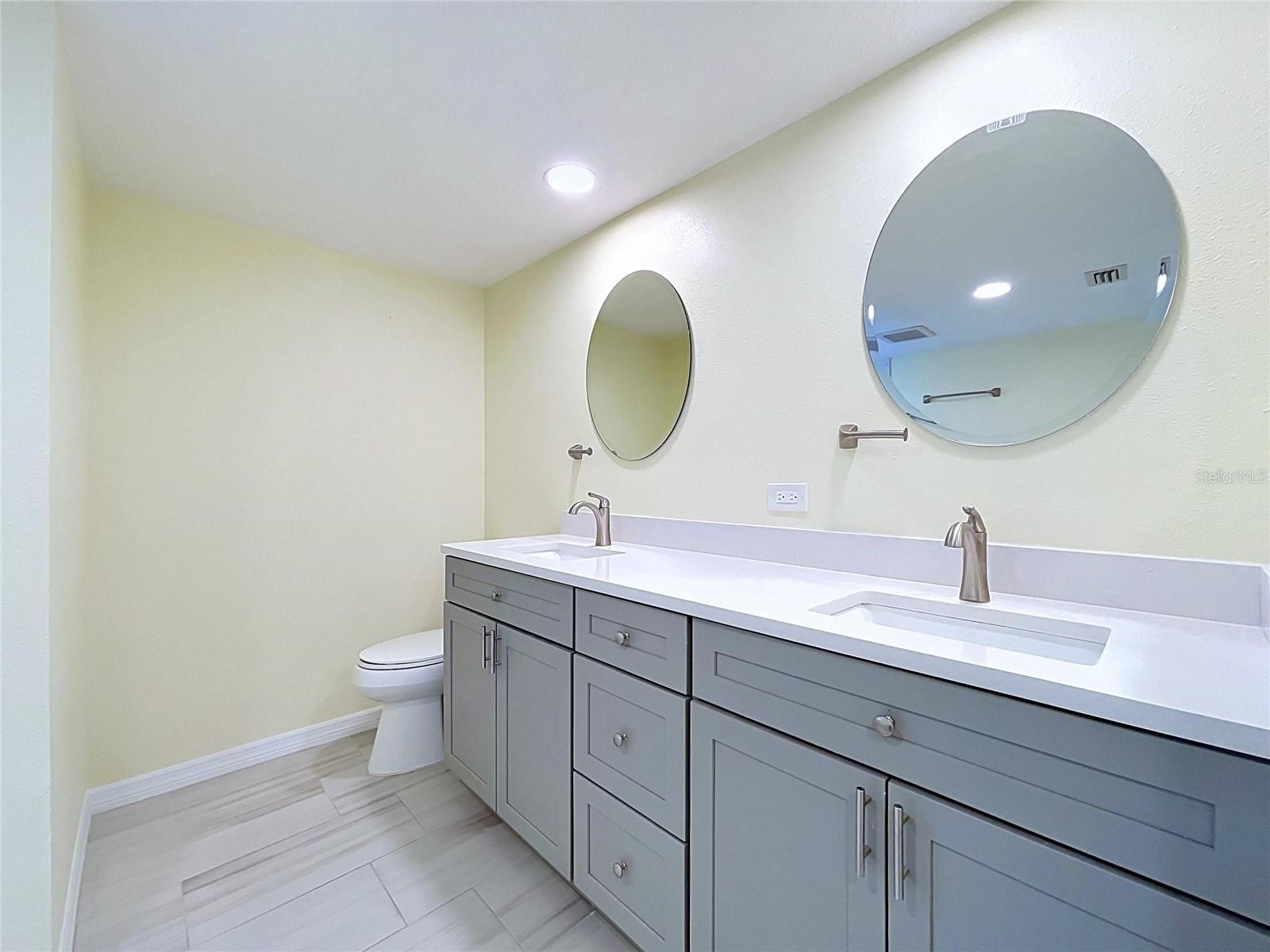7401 ISLANDER LN — photo 55