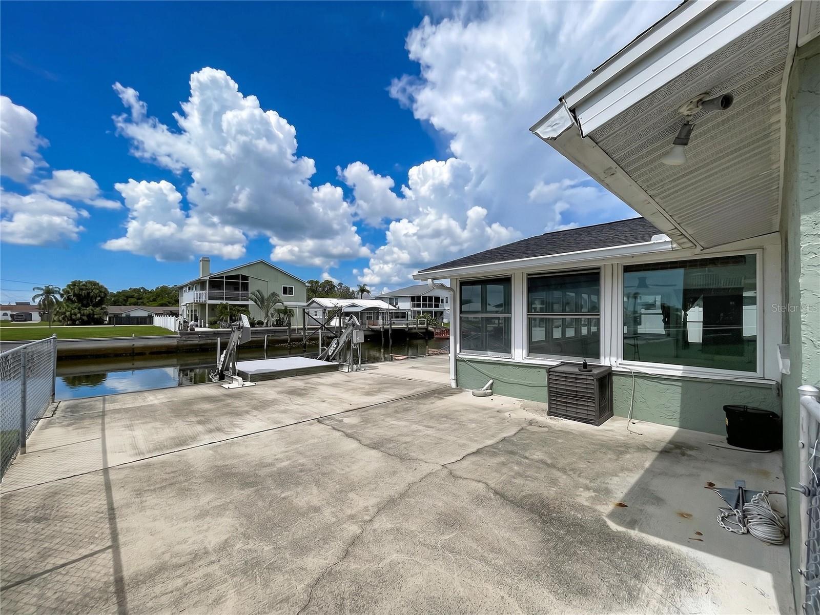 7401 ISLANDER LN — photo 69