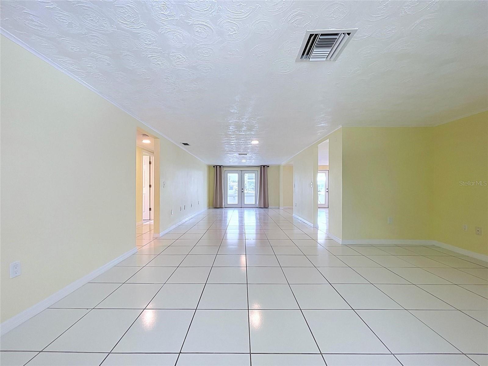 7401 ISLANDER LN — photo 25