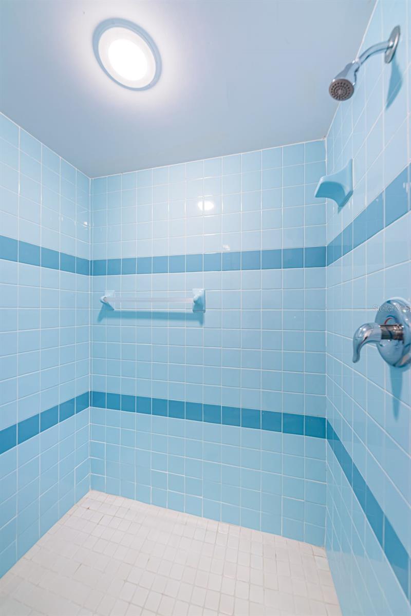 8419 125TH PL — photo 33
