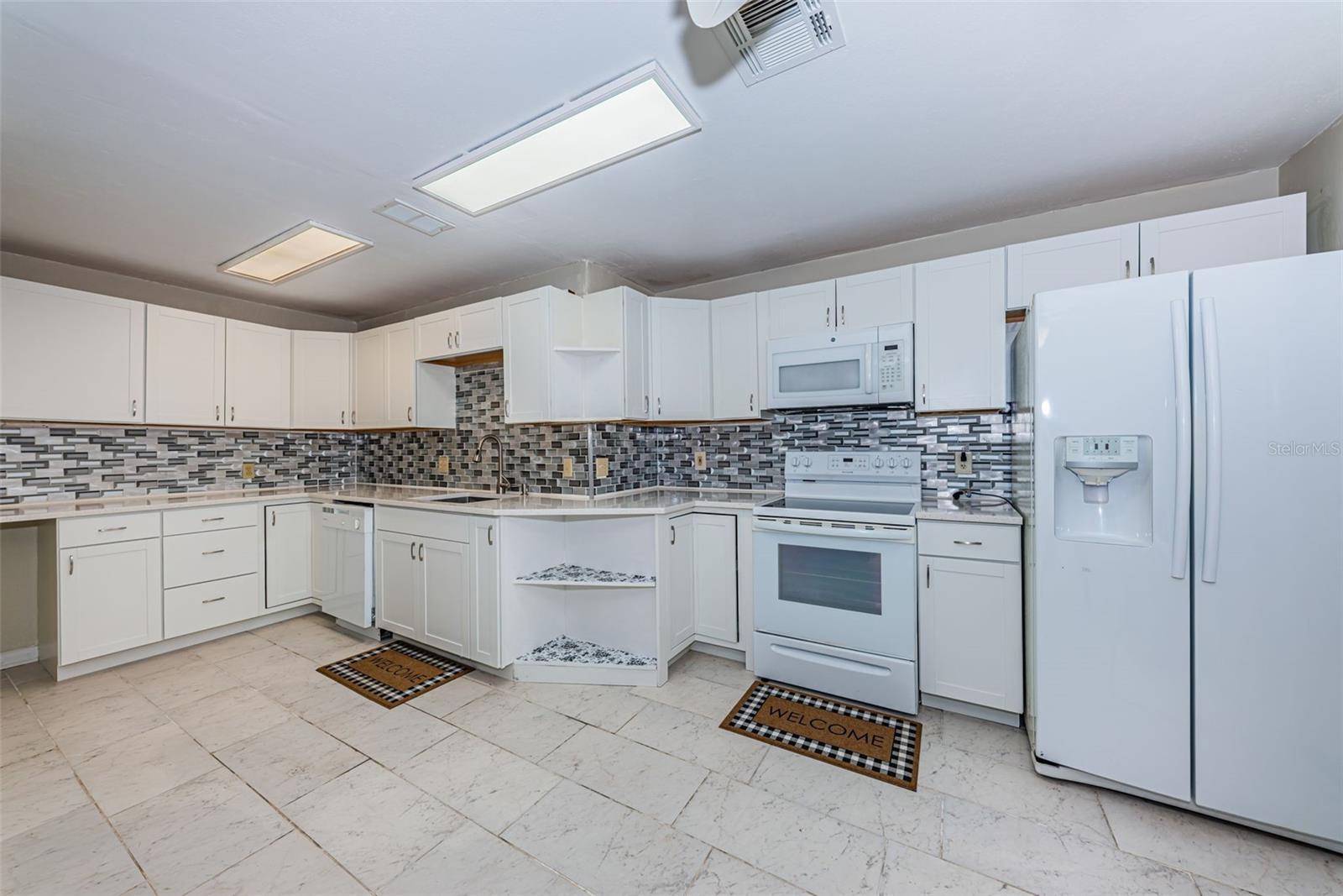 8419 125TH PL — photo 2