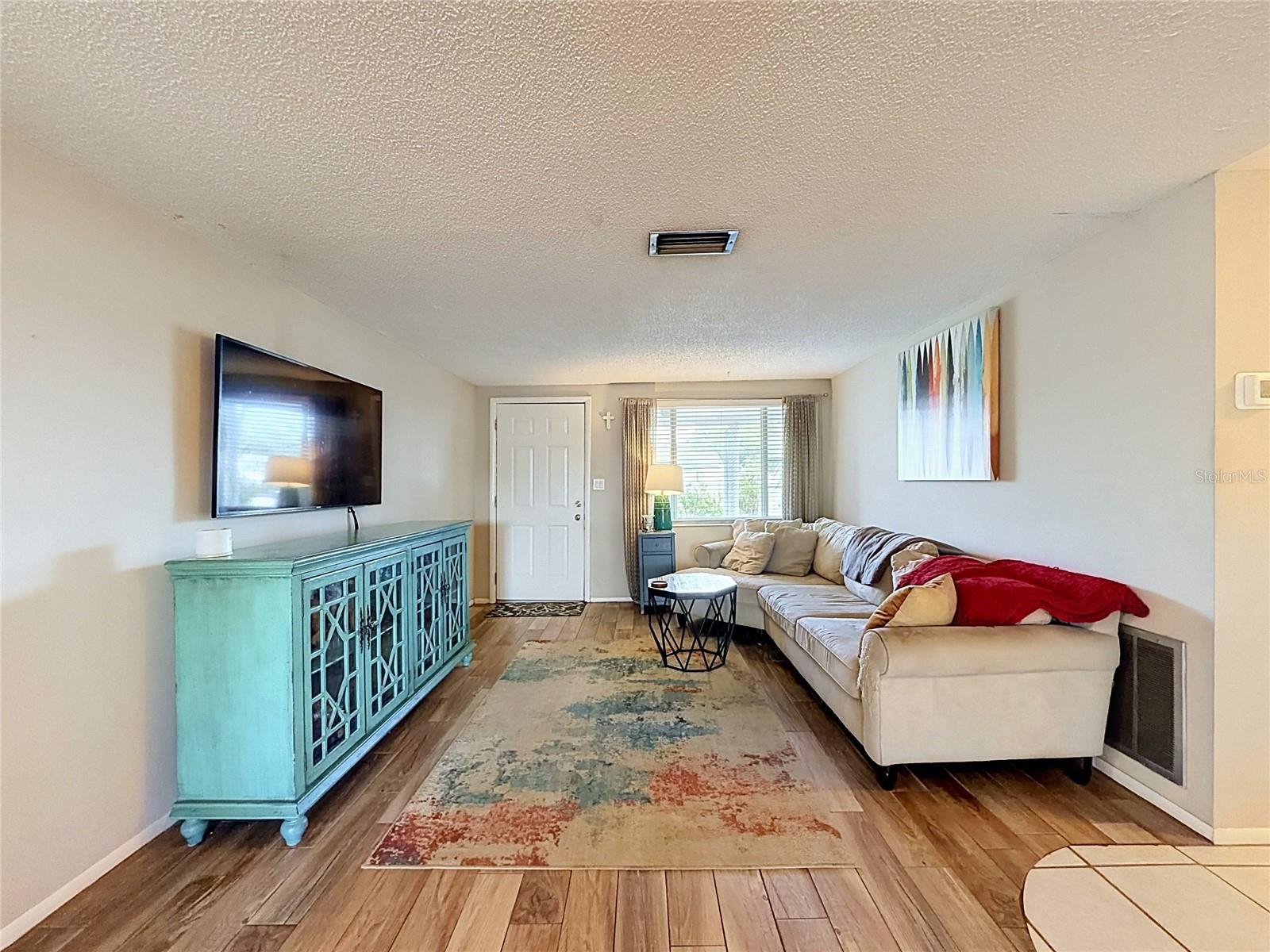 2228 SOCIETY DR — photo 5