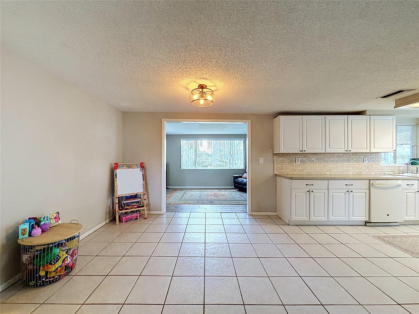 2228 SOCIETY DR — photo 6