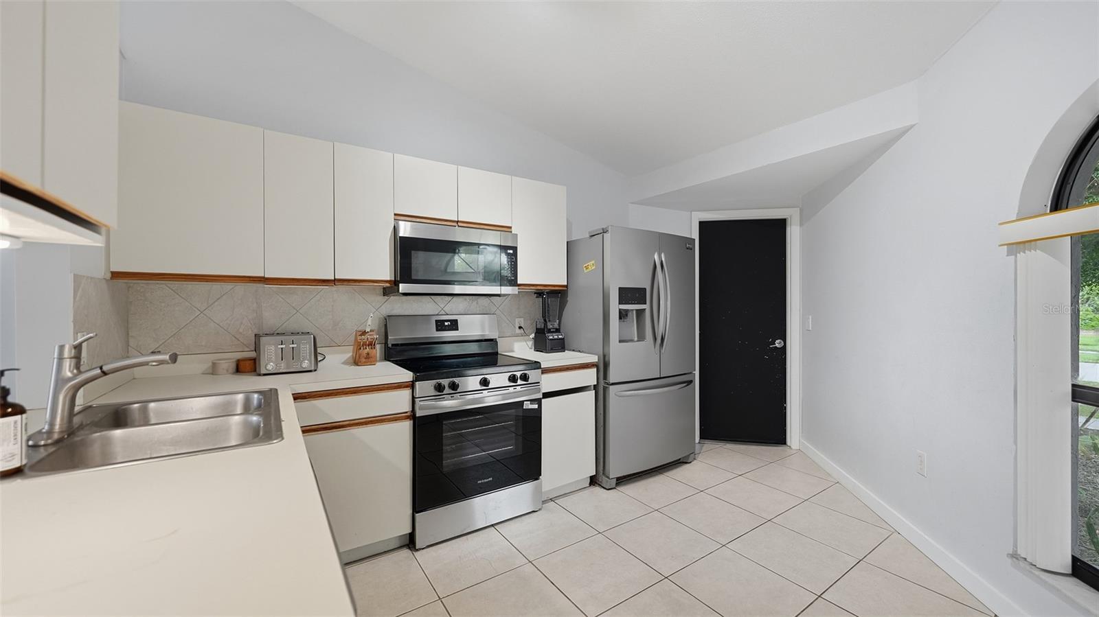 2481 S SCARLET OAK CT — photo 11