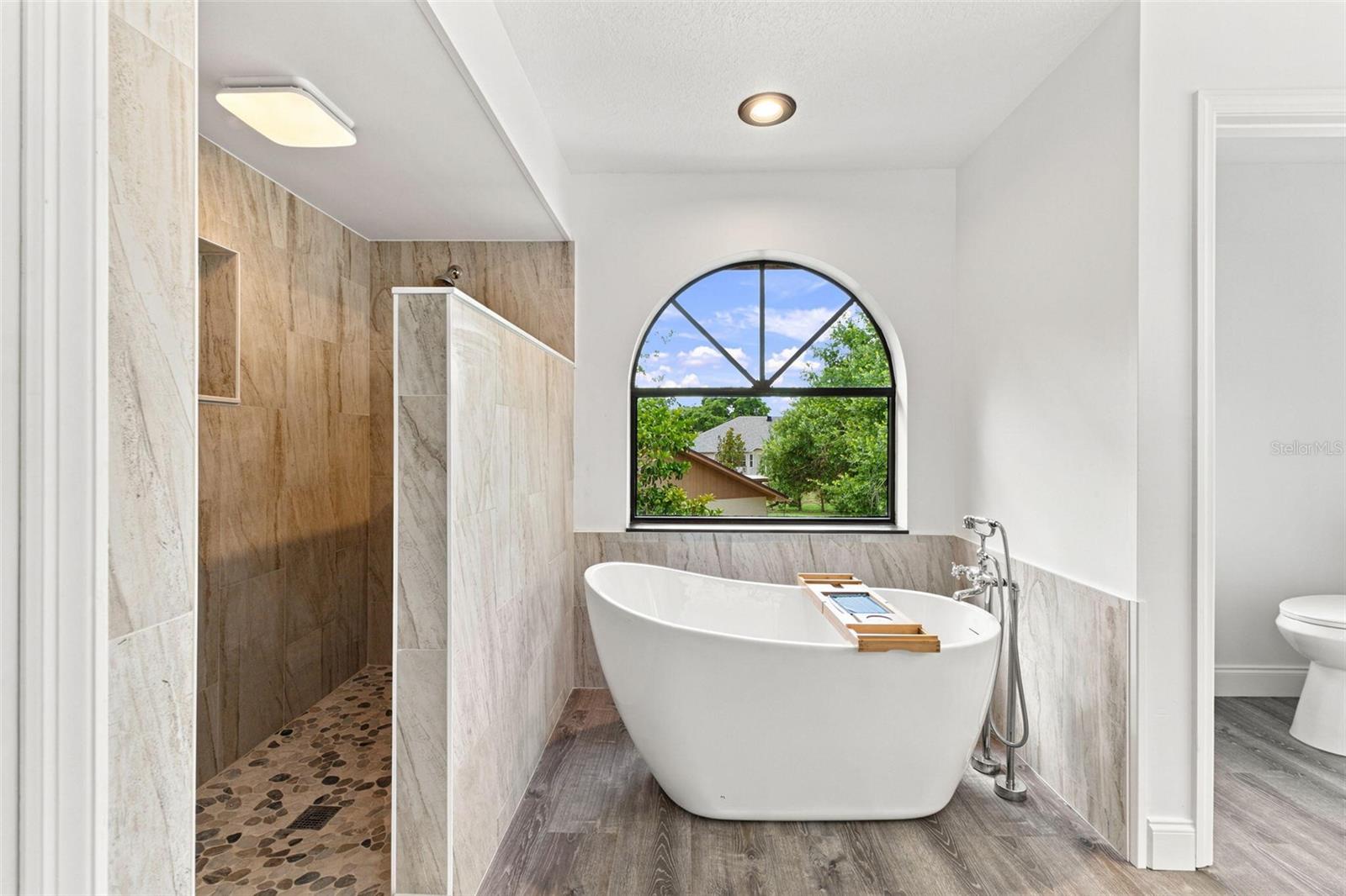 5509 GANNETT CT — photo 13