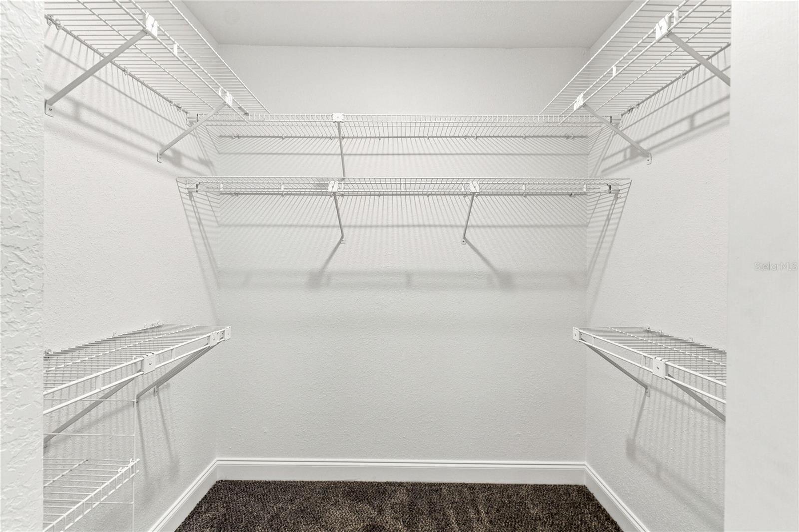 5509 GANNETT CT — photo 12