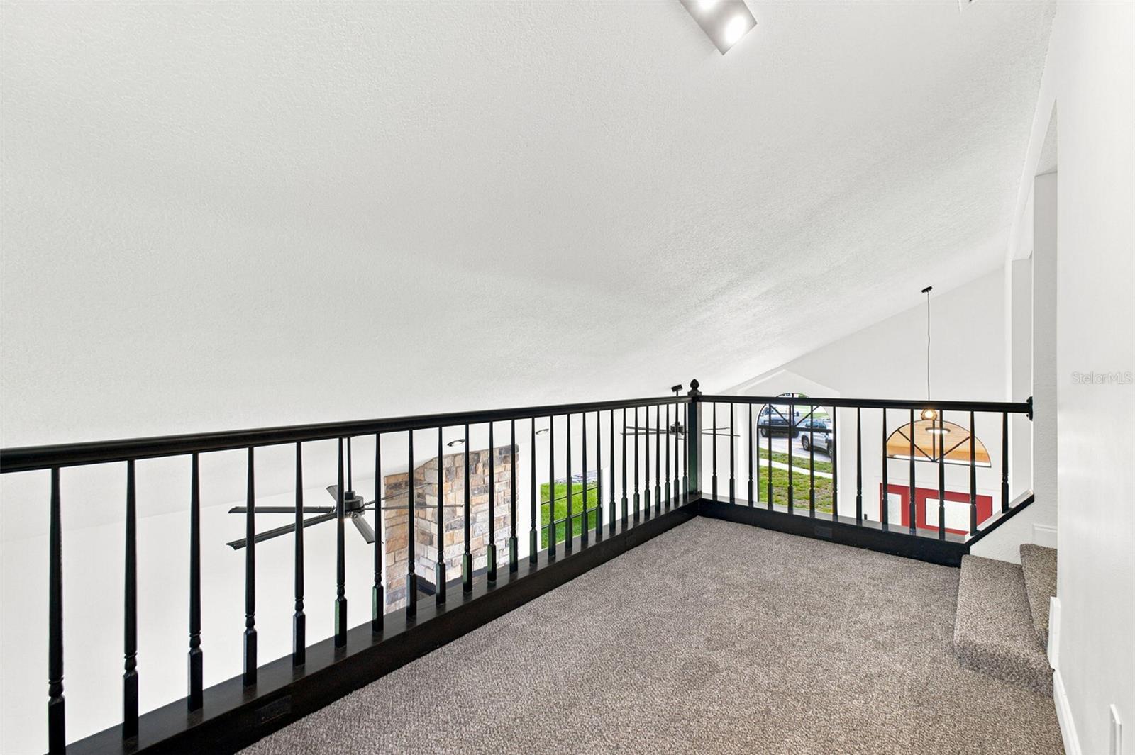 5509 GANNETT CT — photo 9