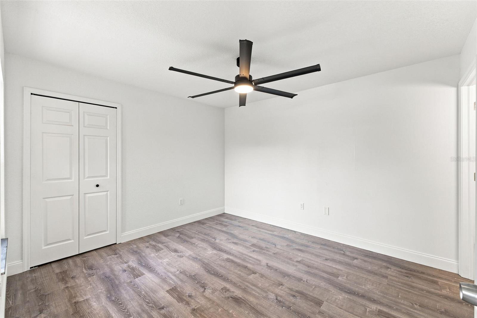 5509 GANNETT CT — photo 17