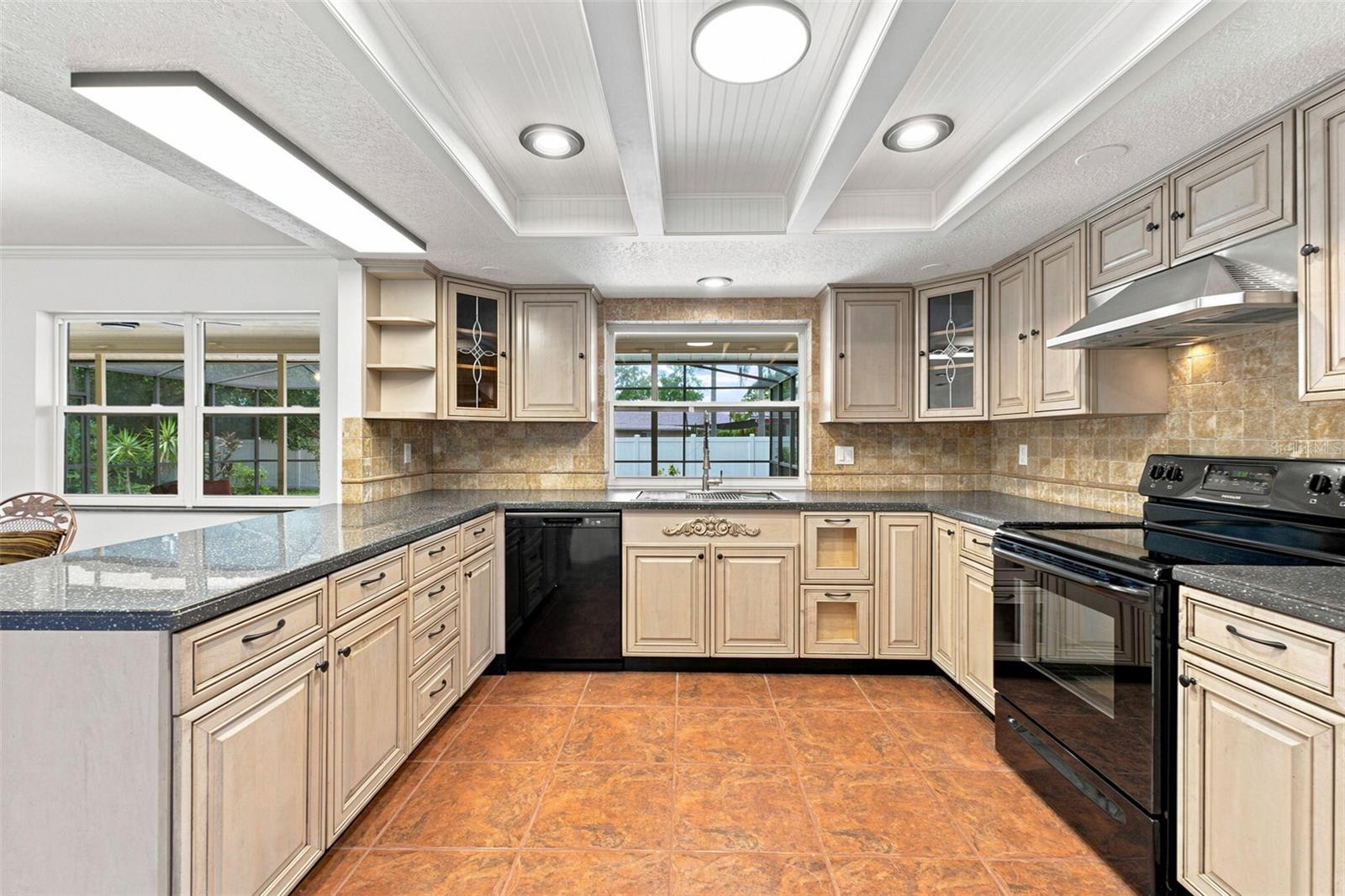 5509 GANNETT CT — photo 6