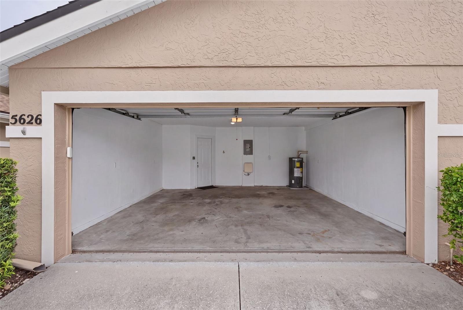5626 MONTE ROSSO RD — photo 37