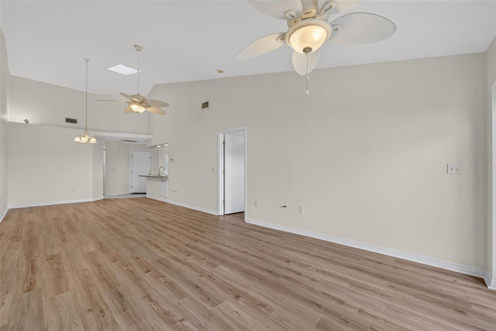 5626 MONTE ROSSO RD — photo 25