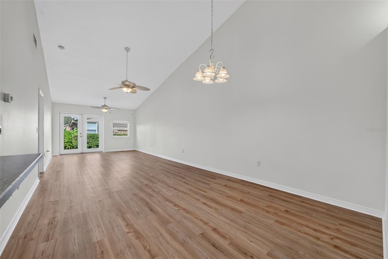 5626 MONTE ROSSO RD — photo 16