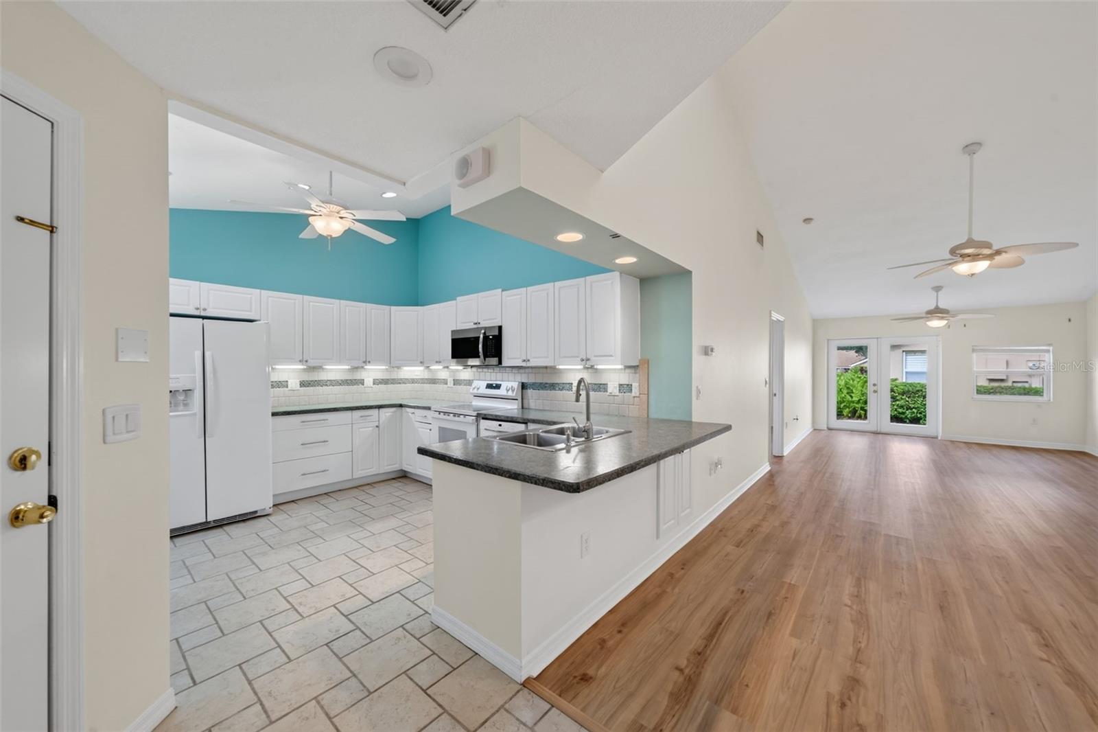 5626 MONTE ROSSO RD — photo 9