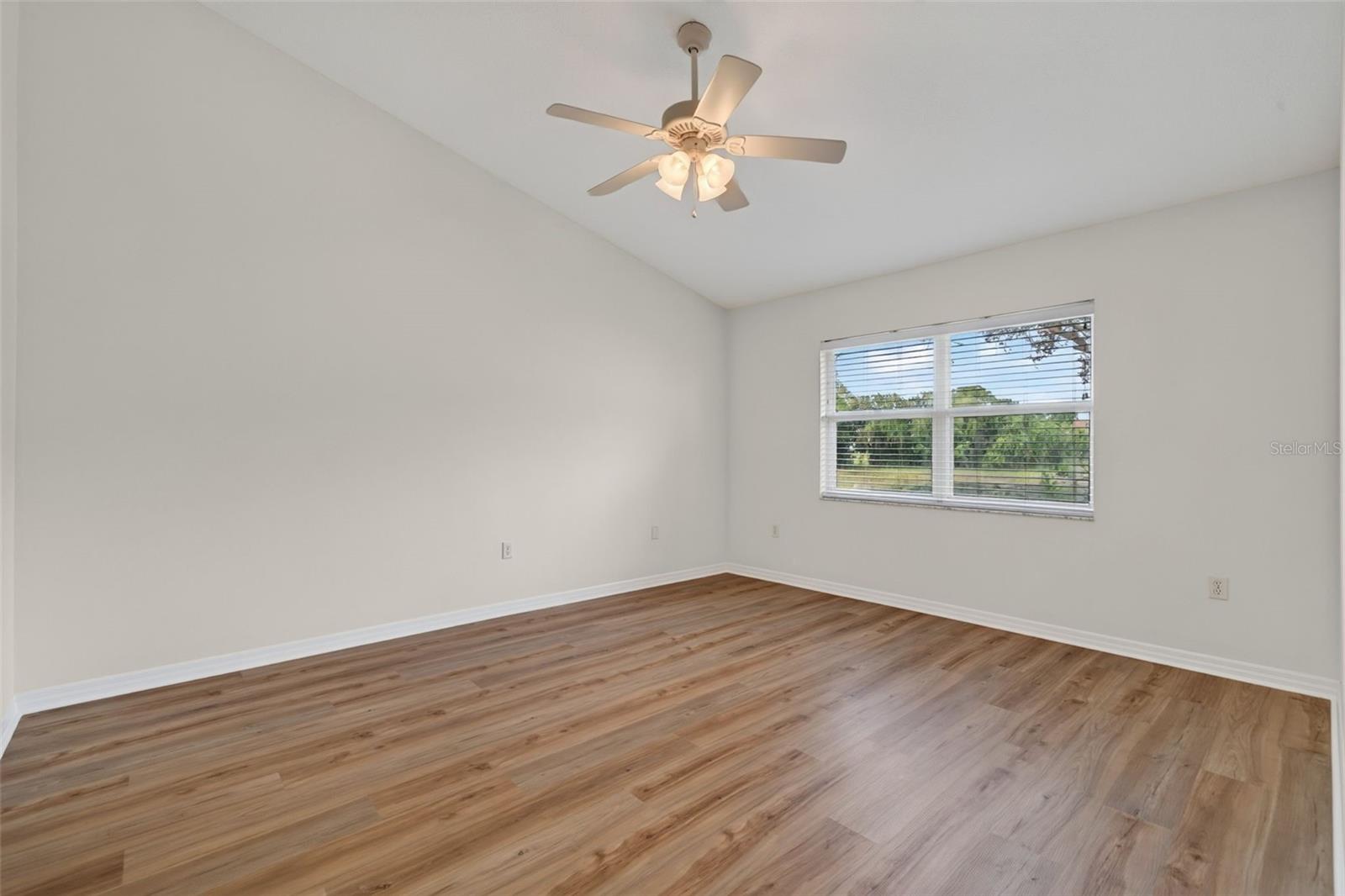 5626 MONTE ROSSO RD — photo 27