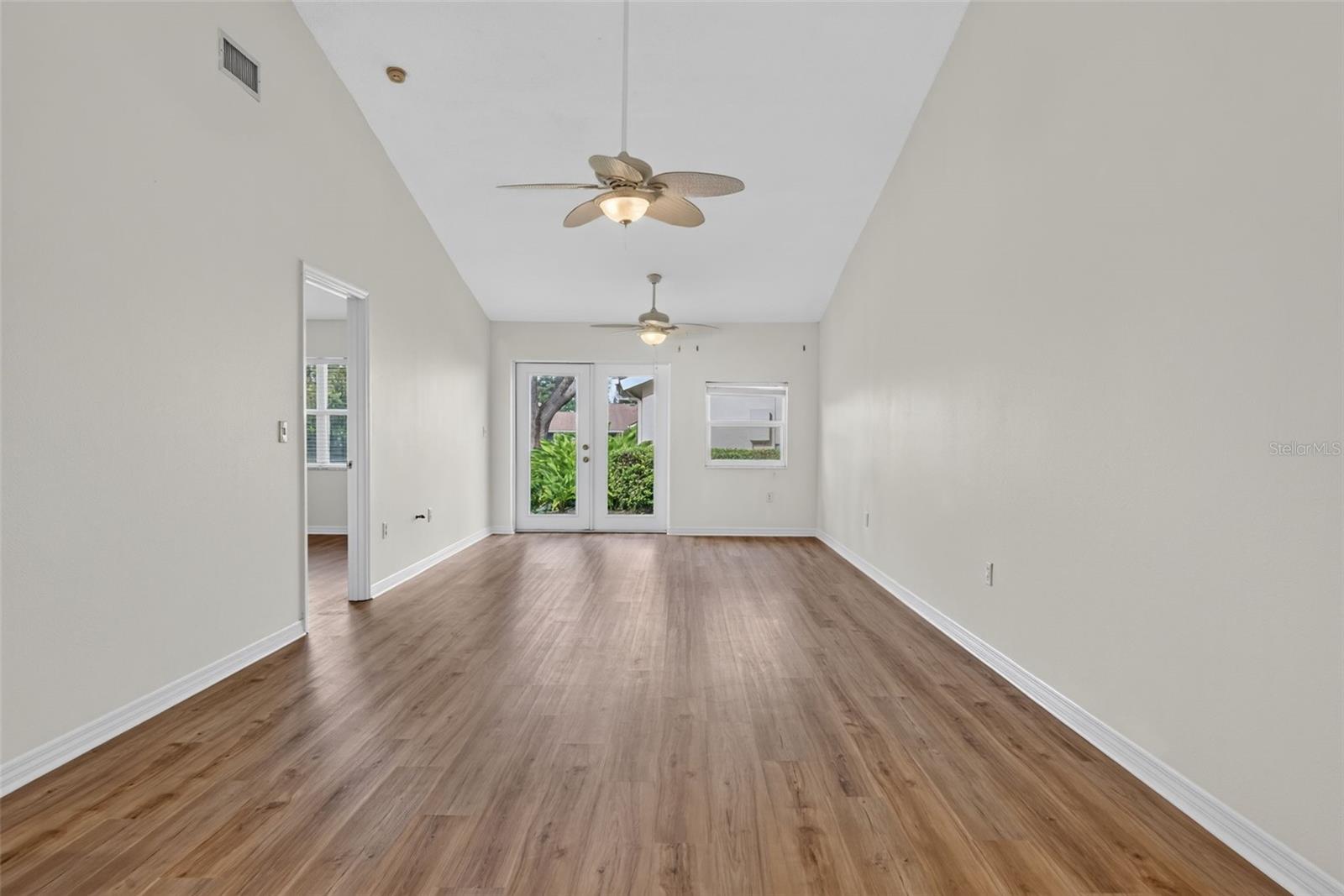 5626 MONTE ROSSO RD — photo 18