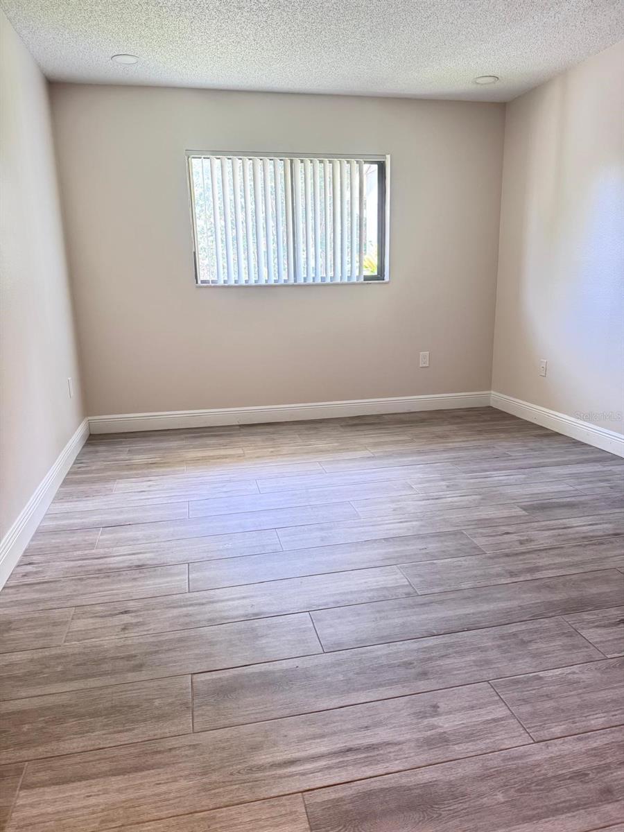5555 BAYWATER DR — photo 11