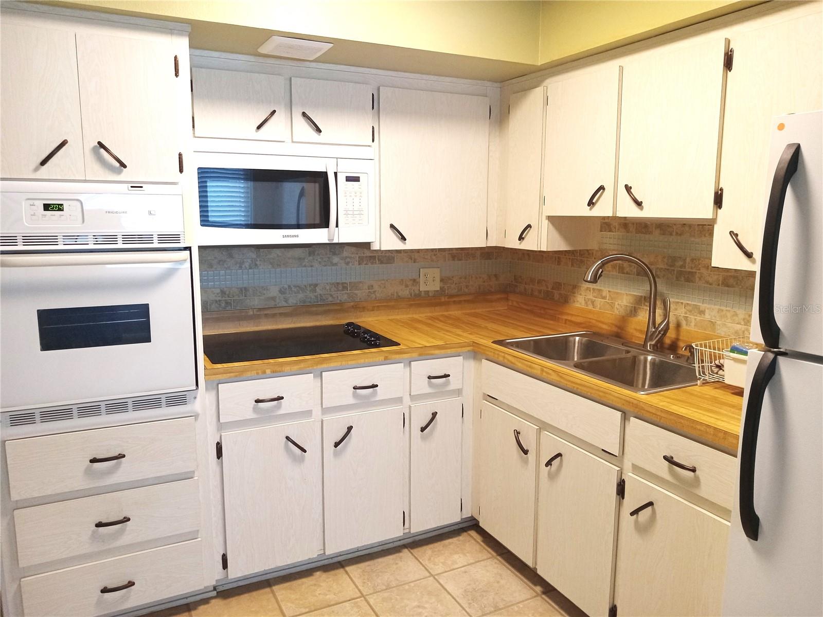 2430 FLORENTINE WAY #30 — photo 4