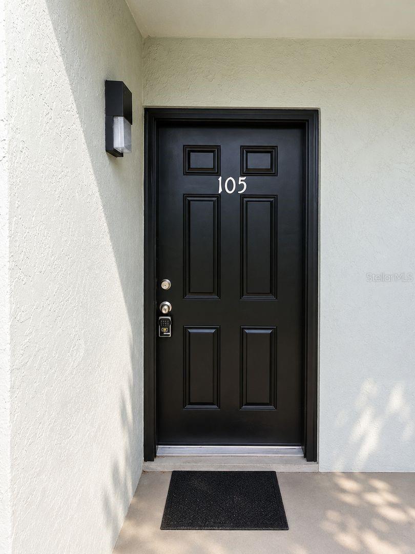 2812 SOMERSET PARK DR #105 — photo 2