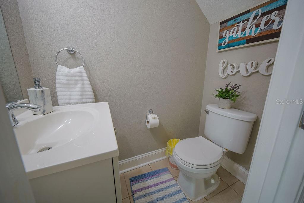 6902 SOLEDAD CT — photo 21