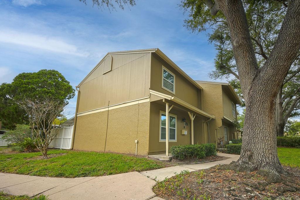 6902 SOLEDAD CT — photo 3